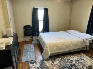 LOWER Apt 2bedrooms with Queen beds&pullout couch - Marlborough - 8
