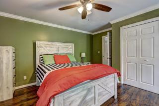 Atlanta Lovely 4 Bedroom Home - Riverdale - 9