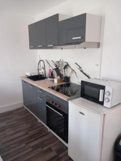 White and Cotton Suite - 4