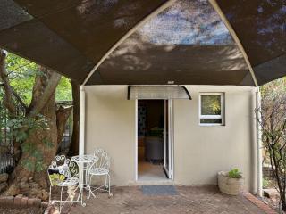 Otista Cottage - 1