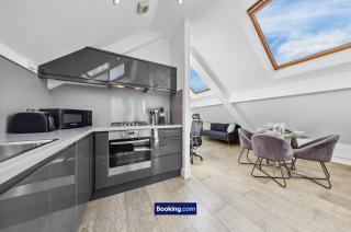 Luxe Farringdon Apartments By Stay Smart Short Lets & Serviced Accommodation London With Free WiFi - London - 2
