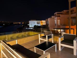 Vibrant 3BR Villa - Free Pool & Lagoon Access At ElGouna - Hurghada - 4