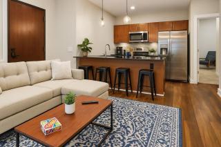 Cozy Downtown Suite Stadiums, Casino, R&R Hall! - Cleveland - 0