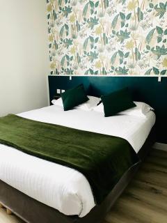 Brit Hotel Le Surcouf - 8