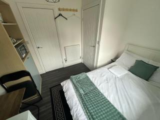 Private Room with Ensuite Bathroom & Free Parking - Birmingham - 9