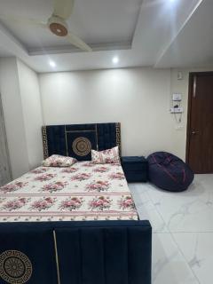 Apartment in Bahria Phase 4 - Rawalpindi - 0