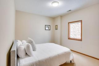 519B) Large 2 bedroom on the water - Cokato - 9