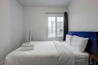 Bright and Beautiful 3 Bedroom in Griffintown - Montréal - 1