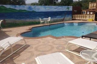 523) Large 3 bedroom with King beds - - 1