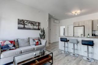Chic and Spacious 3 Bedrooms in Griffintown - Montréal - 0