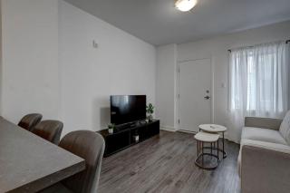 Wonderful 4 BR Home in the heart of Downtown - Montréal - 8