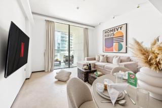 Large 2BR with Work Desk, Pool, Gym and Kids Area - 4