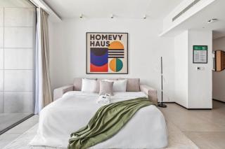 Large 2BR with Work Desk, Pool, Gym and Kids Area - 1