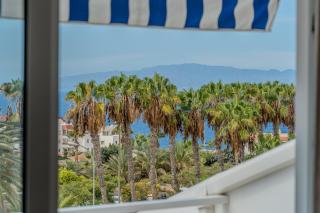 Malibu park studio with ocean views & heated pool - Adeje - 0