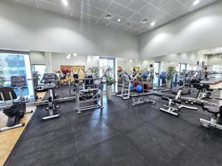 SUNRISE HOMES - Spacious 1BR next to Marina Walk - 3