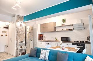 Gota Place between lake and sea - 2