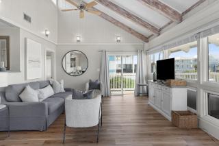 Beach Retreat w Sundeck Golf Cart Bikes Bungalow House by AvantStay - Seacrest - 5