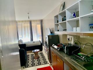 Stylish cozy fully furnished apartment in kiambu with a private pool and mini mart - Nairobi - 2