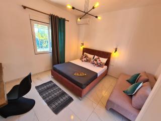 Beach Access Bungalows - 2