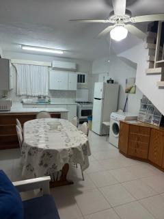 Leonidas Seaside - Meneou - 7
