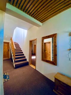 Home of golden oriole - Karimabad Hunza - 4