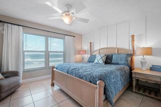 Marvel at the spectacular views from this bright corner condo! - New Smyrna Beach - 0