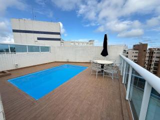 Ático con piscina privada y vistas al mar - 2