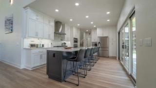 Beaver Lake Retreat with Hot Tub & Game Room - Rogers - 9