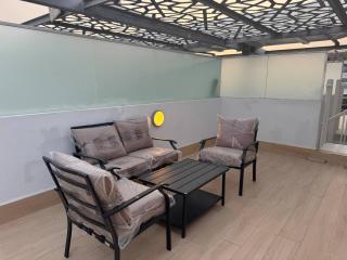 Unique 2bd Jacuzzi & Sunbed - Abu Dhabi - 2