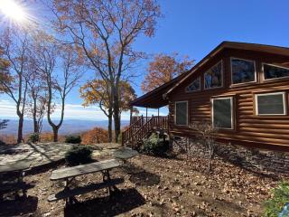 Cardinals View Lodge - Blowing Rock - 0