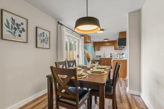 Cozy North Seattle Rambler with Spacious Yard - Seattle - 6
