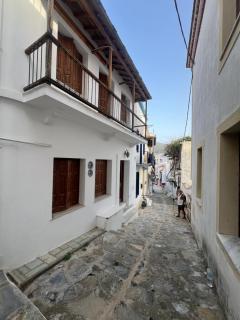 Skopelos Vintage House close proximity to water's edge - Skopelos - 3