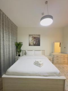 Airvistas retreat at wasl one residence - 4