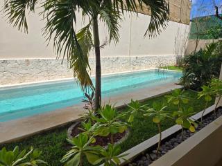 Rooftop pool and beach access - 7