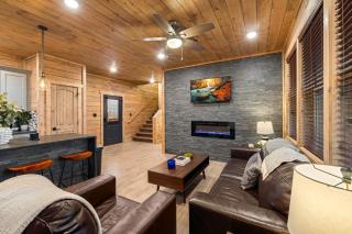 Zen Z Bear - Pool Oasis, Hot Tub, EV, Scenic Views - Pigeon Forge - 5