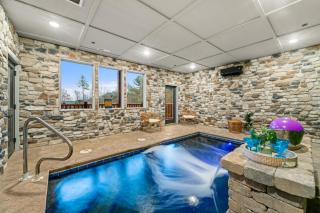 Indoor Pool Oasis, Hot Tub, EV, Scenic Views - 0