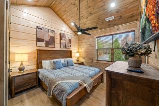 Indoor Pool Oasis, Hot Tub, EV, Scenic Views - 6