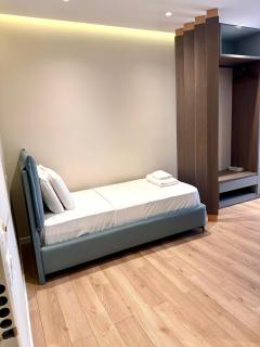 Eizhen City Center Hotel Vlora - Vlora - 5