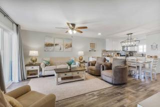Lagoon Landing 202- Beautifully decorated condo with balcony & pool steps to beach & lagoon - Gulf Shores - 7