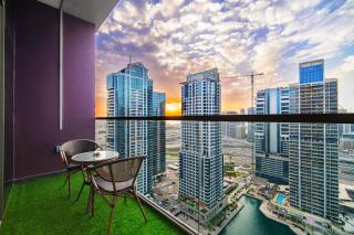 SettlerHomes - Elegant JLT Lakefront Near Metro - 8
