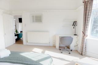 Charming one-bedroom house whit parking and garden views - Ealing - Londra - 5