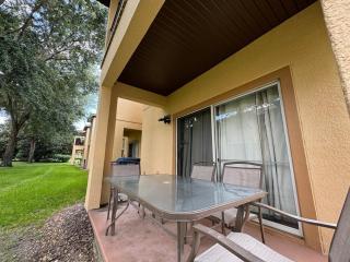 1307 Comfortable 3-Bedroom Townhome at Regal Palms - 2