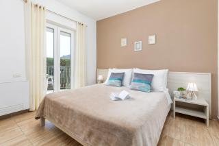 Apartments Villa Nina 1 - Fažana - 1