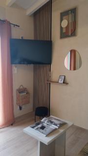 Mini villa cosy piscine, terrasse sans vis à vis proche plages - 1