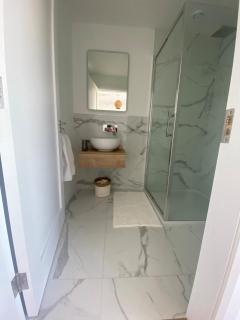 Ardmore's Modern Beach House - Ardmore - 2