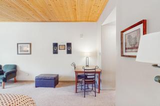 Gateway Studio Getaway - 6