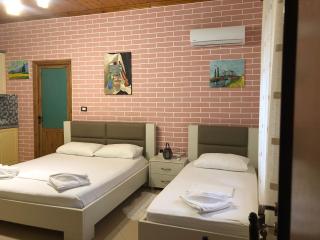 Dhimitri's guest house - Berat - 3