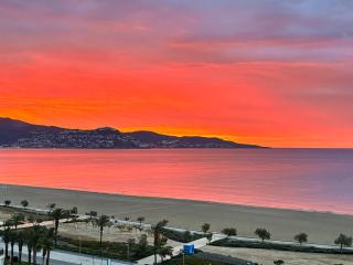 Seafront Apartment with air conditioner - Empuriabrava - 2