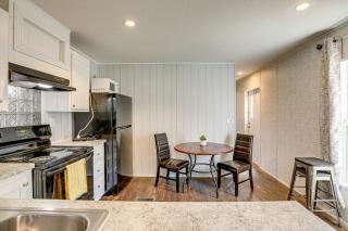 3 Mi to Cherry Grove Beach Dog-Friendly Home - Little River - 5