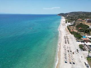 Beach Access Bungalows - 7